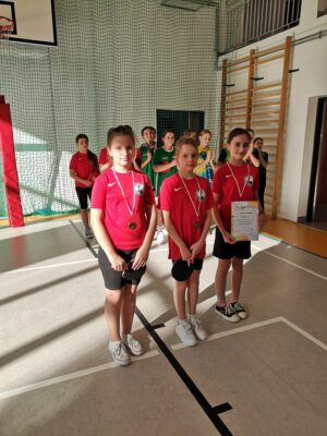 Miniaturka artykułu Gminne Zawody w Drużynowym Tenisie Stołowym!