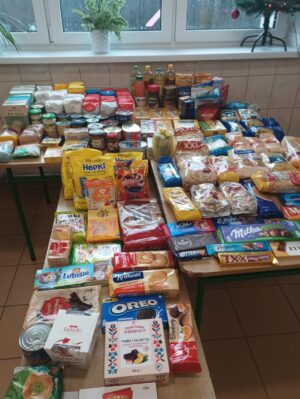 Miniaturka artykułu Szkolna akcji: „Dary bożonarodzeniowe”