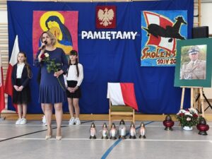 Miniaturka artykułu Akademia z okazji 86. rocznicy Zbrodni Katyńskiej oraz 16. rocznicy Katastrofy Smoleńskiej, w której zginął patron naszej szkoły – Generał Franciszek Gągor