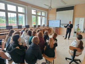 Miniaturka artykułu Dobry zawód – dobra praca