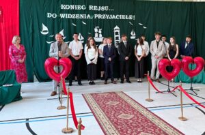 Miniaturka artykułu Gala Wdzięcznych Serc – wyjątkowe pożegnanie klasy VIII